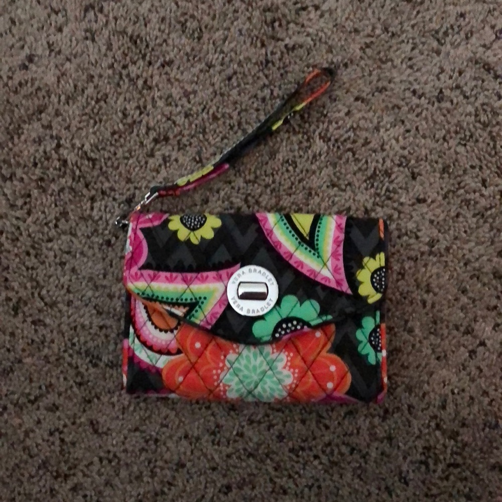 Vera Bradley Kisslock Wristlet in Va Va Bloom